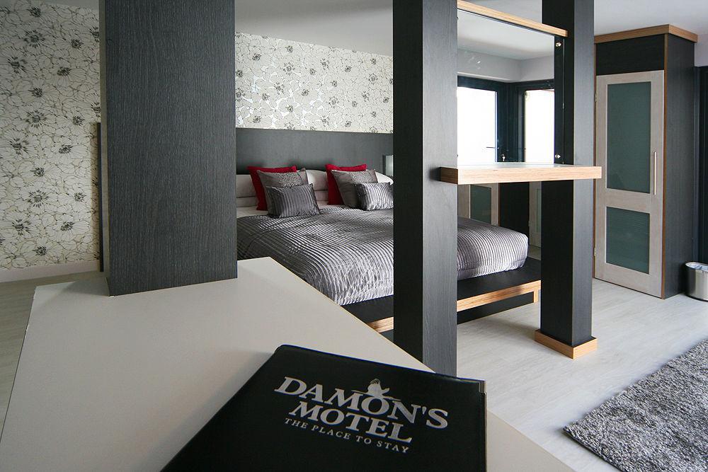 Damon'S Hotel 링컨 외부 사진