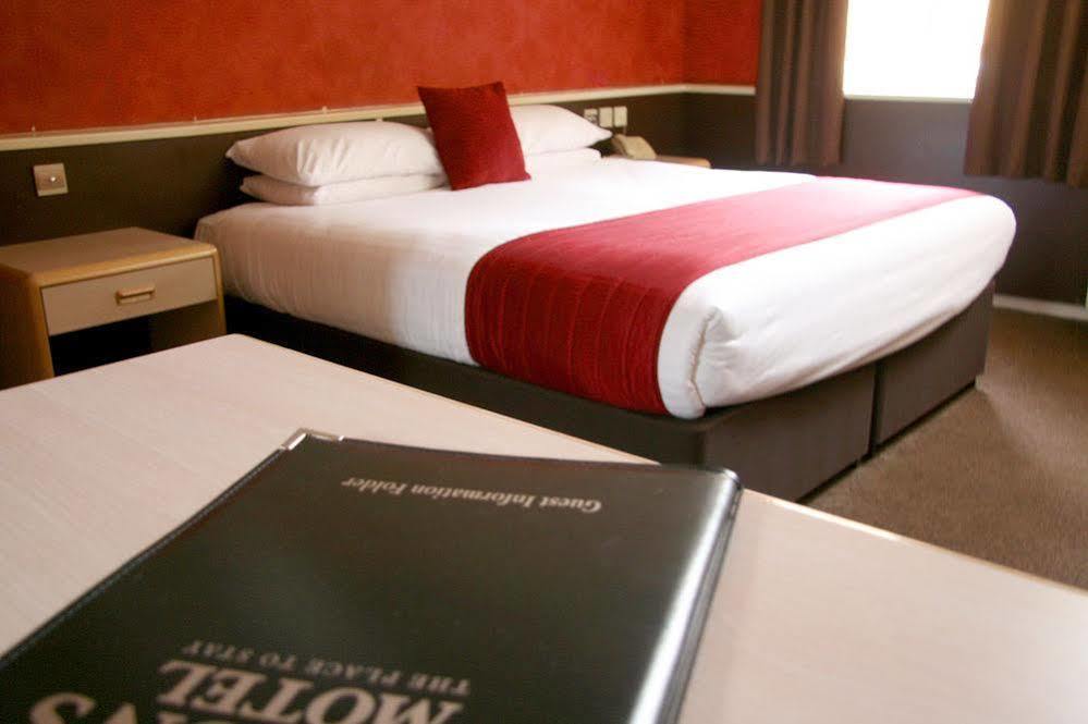 Damon'S Hotel 링컨 외부 사진